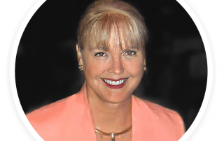 Kathy Bennett Headshot